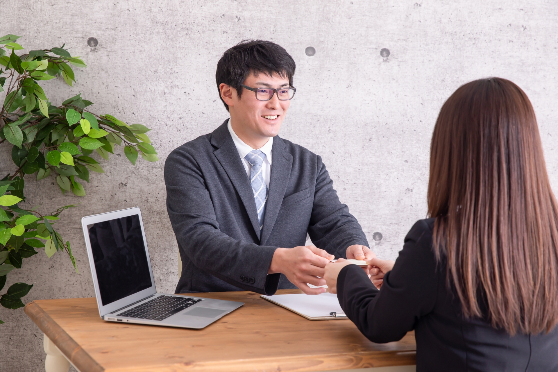 フリーランス 名刺 必要 肩書き 作り方 営業ツール